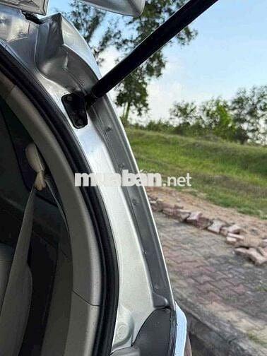 Toyota Innova 2010 G