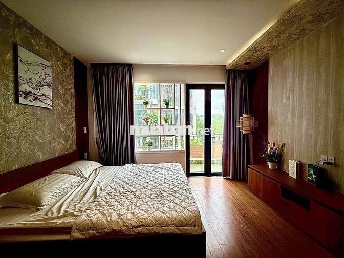 🌹  HẺM VIP NGUYỄN TƯ GIẢN – NHÀ 5 TẦNG MỚI ĐẸP – 🌹- 9,4 TỶ