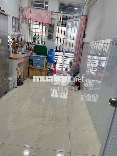 Nhà đẹp Bình Tân 22,5m² – 1 trệt 1 lầu, gần chợ, tiện ích đầy đủ