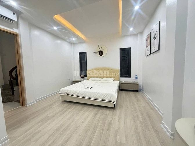 Nhà Đẹp Ngõ Linh Quang, Đống Đa 31m, 5 tầng, mt 4m, giá 9.3 tỷ.