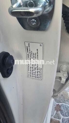 Toyota innova 2015 2.0 E - 138000 km