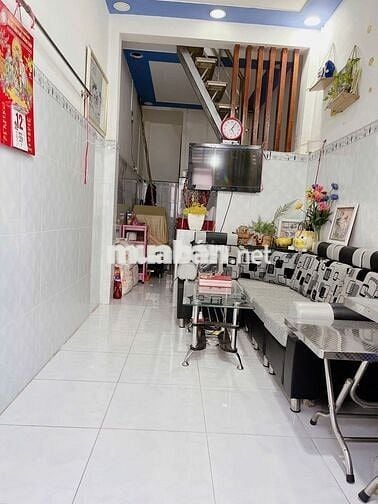 Nhà đẹp Bình Tân 22,5m² – 1 trệt 1 lầu, gần chợ, tiện ích đầy đủ