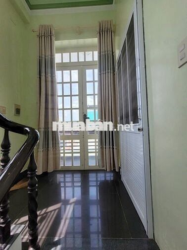 Nhà 6,5 triệu 3 phòng ngủ gần Đại lộ Hoà Bình Cần Thơ
