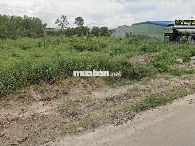 CẦN BÁN LÔ ĐẤT MẶT TIỀN TL749. GẦN CHỢ CHƠN THÀNH