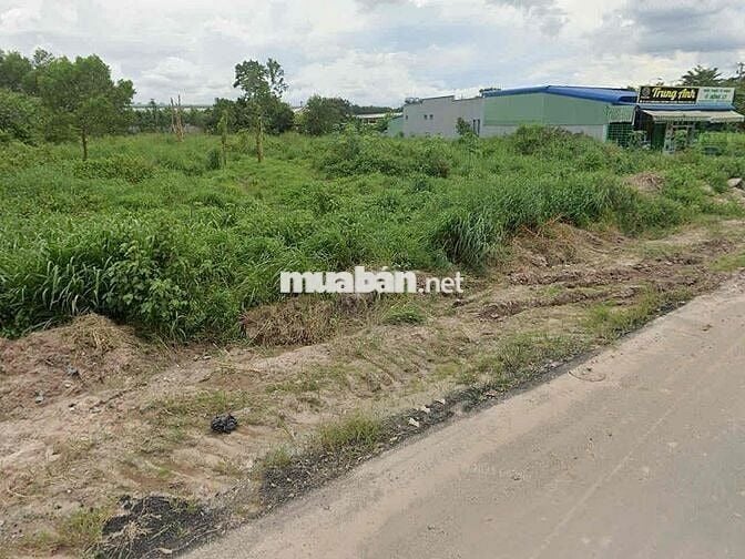 CẦN BÁN LÔ ĐẤT MẶT TIỀN TL749. GẦN CHỢ CHƠN THÀNH