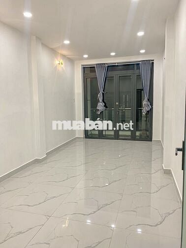 Nhà đẹp Đ.10 -Bình Hưng giá 1 tỷ 370 với DT 36m2, 2PN, 2WC,Sân thượng.