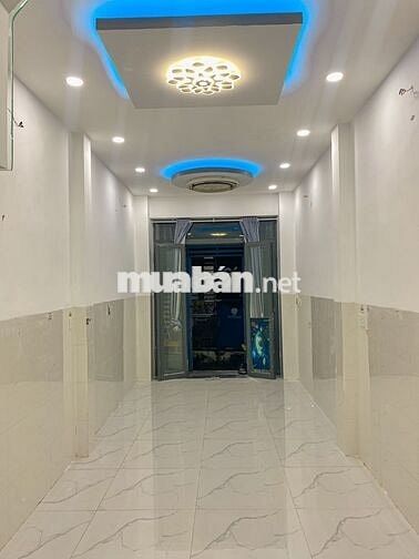 Nhà đẹp Đ.10 -Bình Hưng giá 1 tỷ 370 với DT 36m2, 2PN, 2WC,Sân thượng.