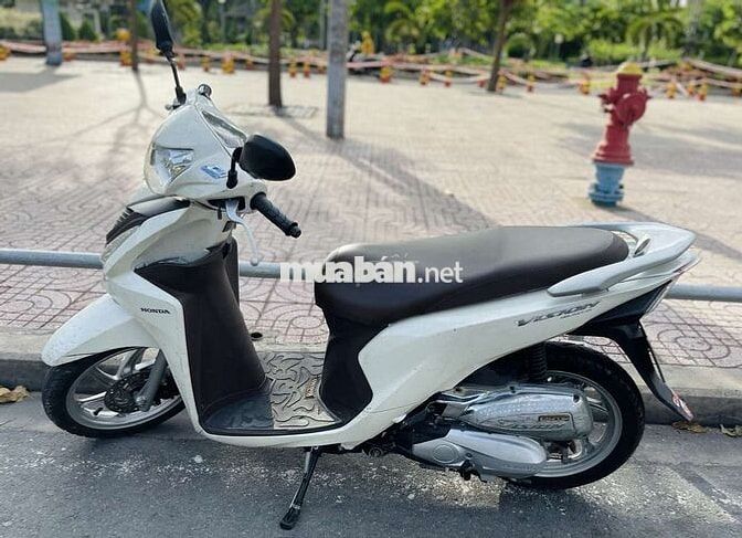 Cần bán xe vision