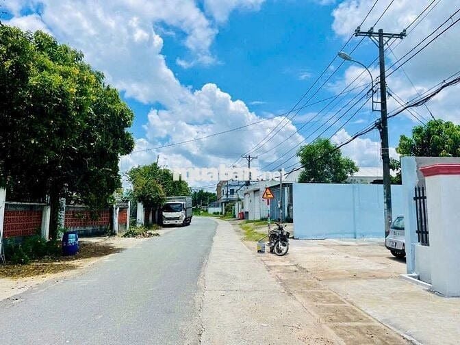 ĐẤT THỔ CƯ GẦN CHỢ VIỆT KIỀU, DT 6M X 24M, GIÁ 520 TRIỆU, CÓ BỚT LỘC.