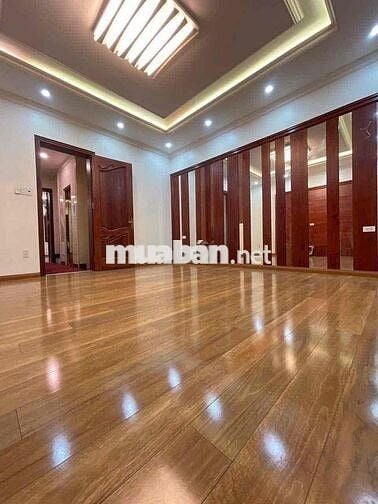 BIỆT THỰ PHÂN LÔ TÂY HỒ - MẶT NGÕ 4 Ô TÔ TRÁNH - NỘI THẤT QUÝ HIẾM - G