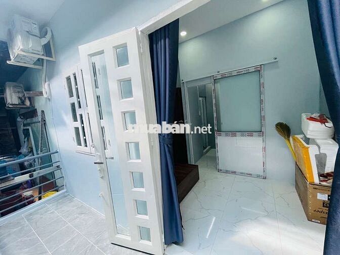 BÁN NHÀ TẶNG NỘI THẤT ĐƯỜNG THẠCH LAM 3TẦNG X 17M2 GIÁ 2,46TỶ TL