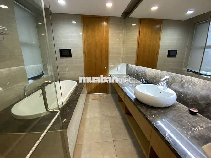 Vào luôn Dolphin Plaza - Mỹ Đình 198m2 3PN, 1phụ đủ đồ đẹp giá 22tr/th