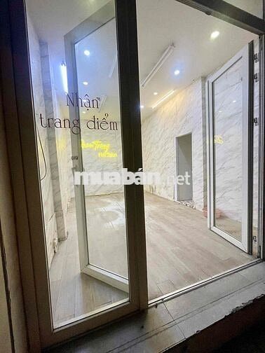 Chính chủ cho thuê cửa hàng 20m2 mặt ngõ, ô tô đỗ cửa, 445 Nguyễn Trãi