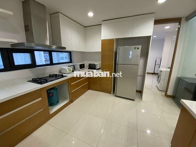 Vào luôn Dolphin Plaza - Mỹ Đình 198m2 3PN, 1phụ đủ đồ đẹp giá 22tr/th