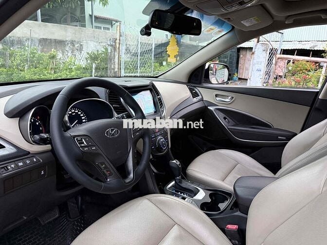 Hyundai Santa Fe 2017 2.4L AWD Full xăng