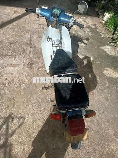 Xe cub 82 để kho ít chạy. Nồi đồng cối đá