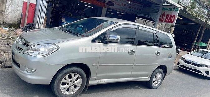 Toyota Innova 2006 G - 240000 km