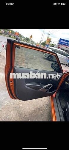 Hyundai Veloster 2011 1.6 GDI AT - 68000 km