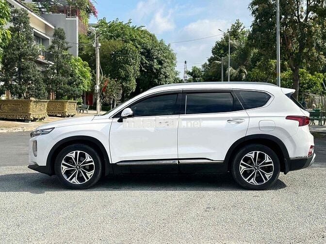 Hyundai Santa Fe 2019 2.2L AT 4WD - 75000 km