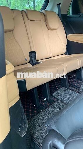 Kia Carnival 2023 Premium 2.2D 8S - 48000 km