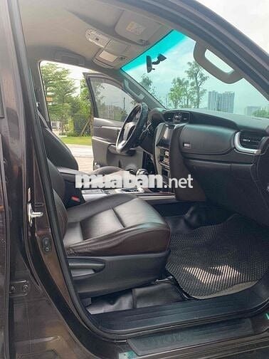 Toyota Fortuner 2018 2.7V 4x2 AT - 190000 km
