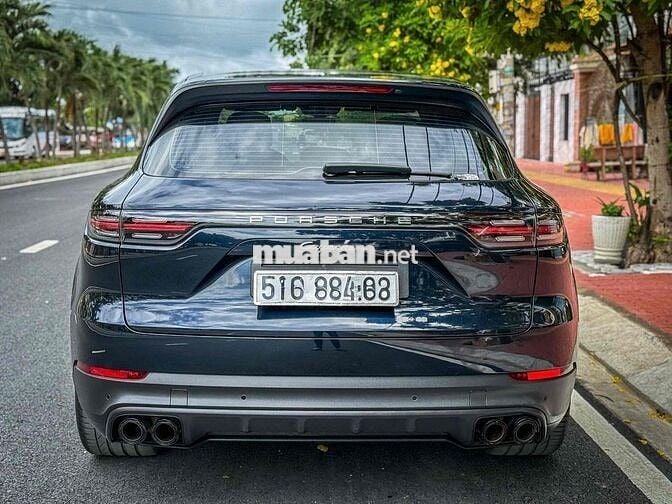 Porsche Cayenne 3.0 V6 model 2019 1 chủ