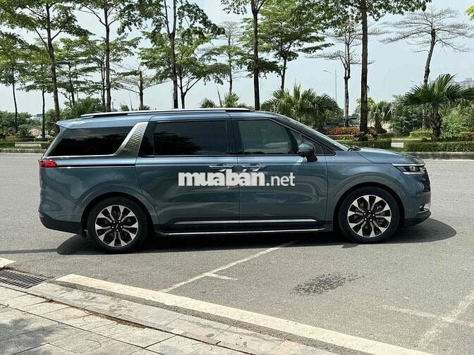 Kia Carnival 2023 Signature 2.2D - 48000 km