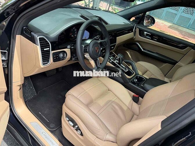 Porsche Cayenne 3.0 V6 model 2019 1 chủ