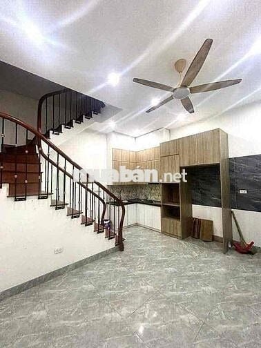 Cho thuê nhà chính chủ , e là chủ nhà luôn ạ, 35m2, 3phòng ngủ,