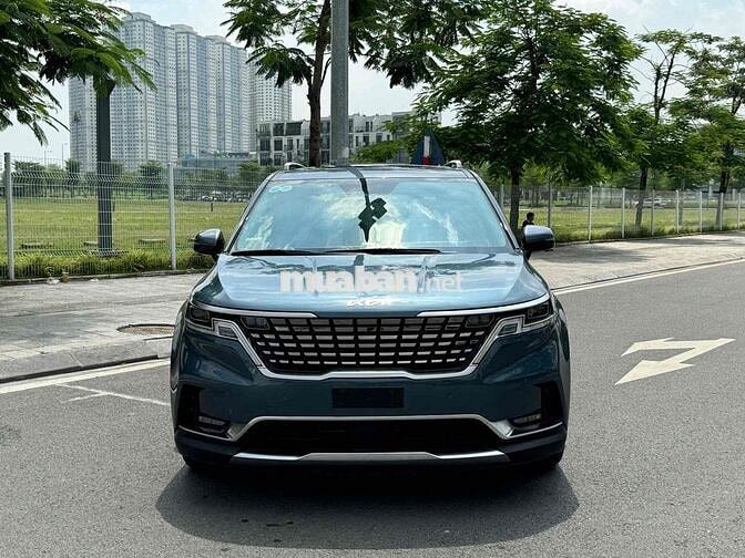 Kia Carnival 2023 Signature 2.2D - 48000 km