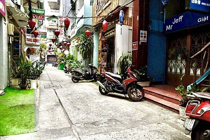 Bán nhà hẻm 283 Phạm Ngũ Lão, Q.1
