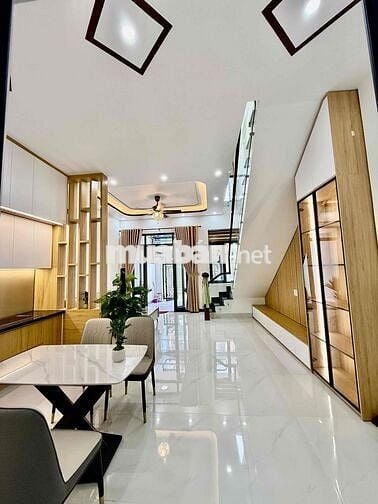Bán Nhà 2 Tầng Full Nội Thất oto đậu trong sân phan chu trinh giá rẻ