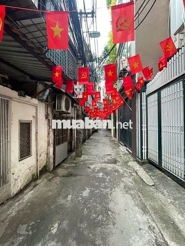 Phòng trọ + 28m2 + khu Láng Hạ, Hoàng Cầu+ không bao giờ ngập