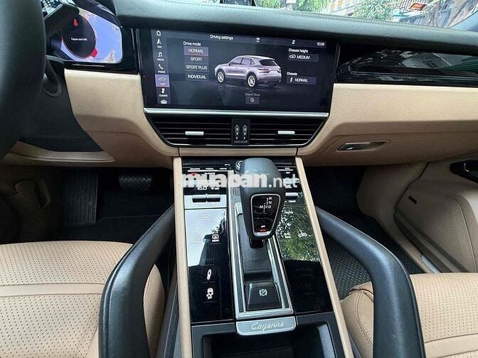 Porsche Cayenne 3.0 V6 model 2019 1 chủ