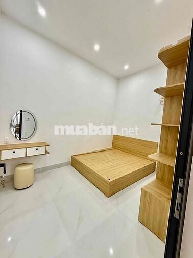 Bán Nhà 2 Tầng Full Nội Thất oto đậu trong sân phan chu trinh giá rẻ