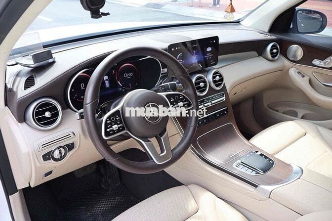 Mercedes Benz GLC200 4matic bản V1 model 2023