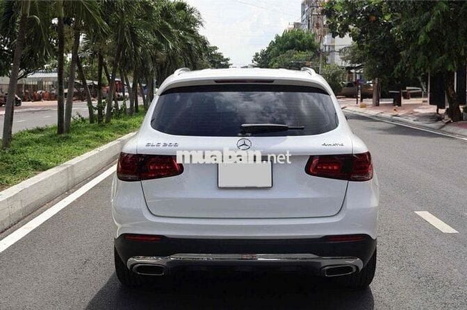 Mercedes Benz GLC200 4matic bản V1 model 2023