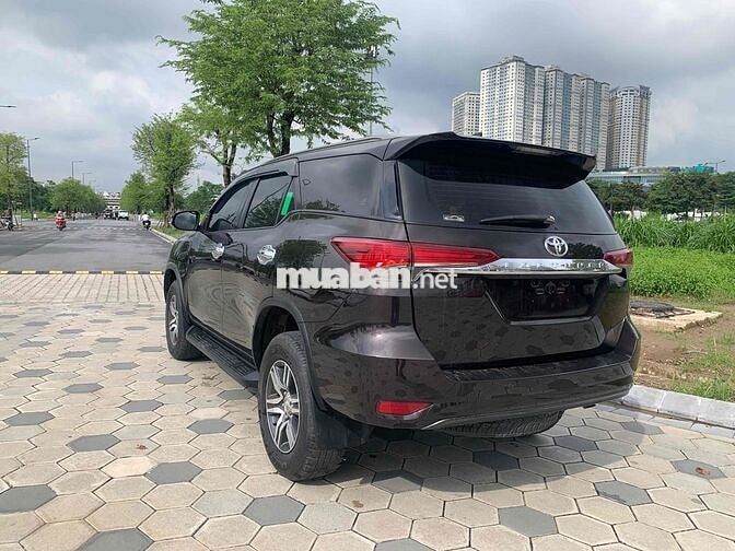 Toyota Fortuner 2018 2.7V 4x2 AT - 190000 km