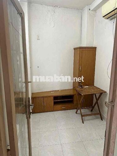 Bán nhà Trần Bình Trọng, 18m2, 4 Tầng, 34PN, Kế bên Phạm Văn Đồng, TL