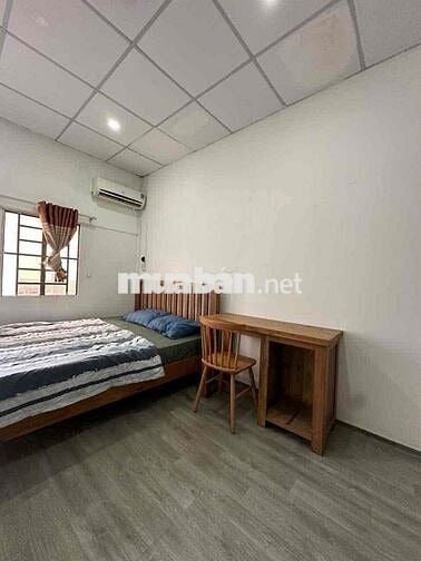 Căn hộ studio hiếm – full nội thất – 4tr có ban công, ngay trung tâm Q