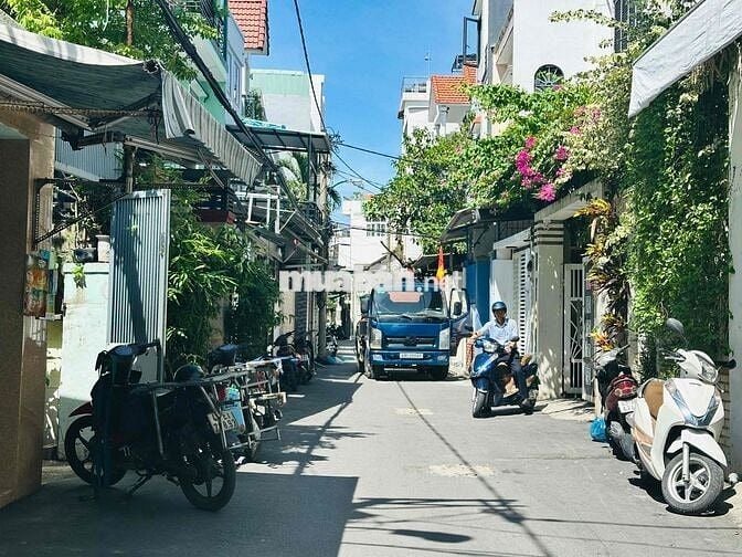 BÁN 2 LÔ ĐẤT KIỆT OTO ÔNG ÍCH KHIÊM