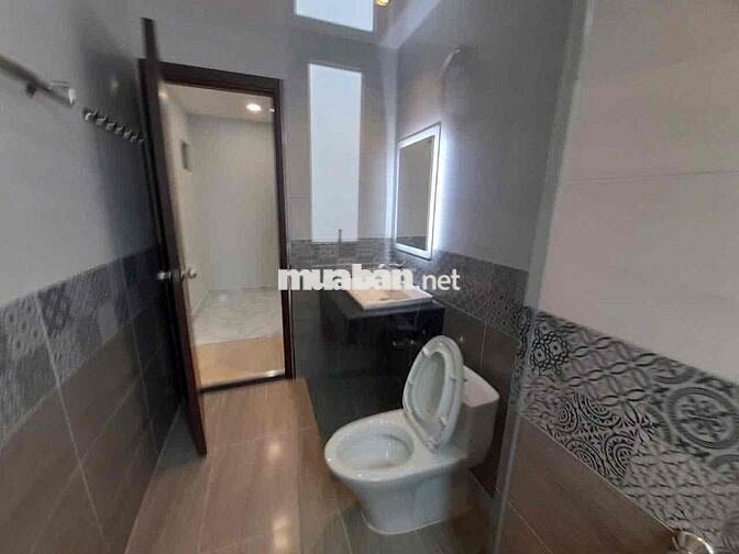CĂN HỘ Q10_RỘNG RÃI_THOÁNG MÁT_SẠCH SẼ_MỚI_CỬA SỔ LỚN_MÁY GIẶT RIÊNG