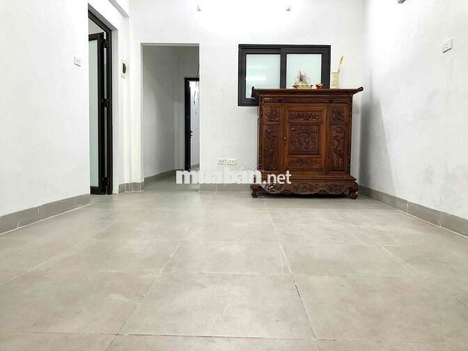 CHO THUÊ CĂN HỘ TẬP THỂ TẦNG 1 NGÕ 84 CHÙA LÁNG - NHÀ ĐẸP OTO ĐỖ
