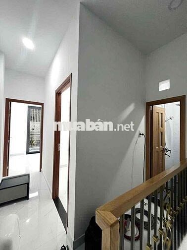NHÀ MỚI - TÂN HOÀ ĐÔNG - GẦN NGÃ TƯ BỐN XÃ, DT: 4m x 8m (29m² cn). Nhà