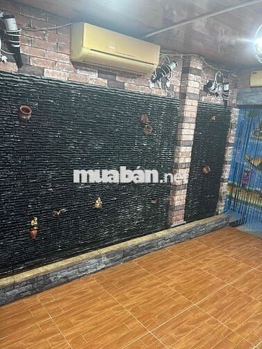 Phòng trọ 40 m2 giá rẻ, tiện nghi đầy đủ tại bến phú định p16,q8