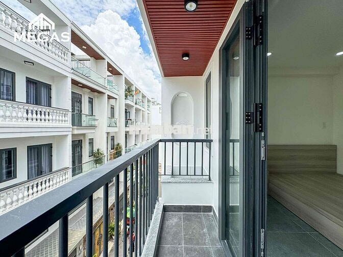 Studio Ban Công Full Nội Thất Mới 100% Ngay Nguyễn Thái Sơn