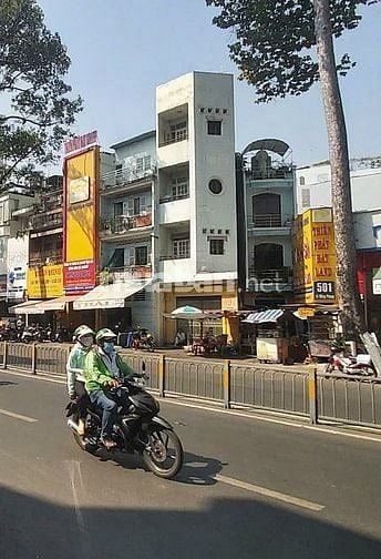 Bán nhà mặt tiền đường Lê Hồng Phong Q.10