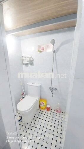 Phòng gác, cửa sổ trời, máy lạnh ngay Đại học Văn Hiến - Âu cơ