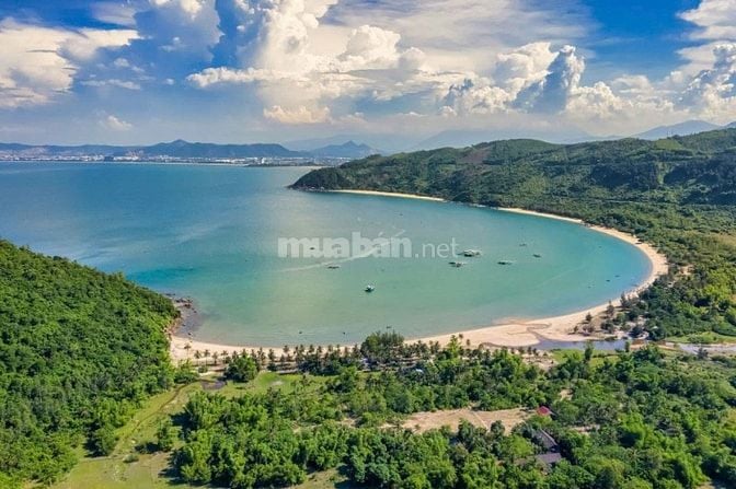 "VINHOMES LÀNG VÂN - Thiên đường nghỉ dưỡng 'Phong thủy vàng' tại Đà N