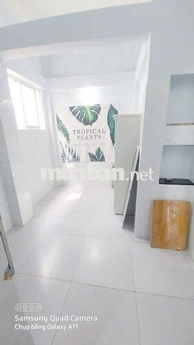 Phòng gác, cửa sổ trời, máy lạnh ngay Đại học Văn Hiến - Âu cơ